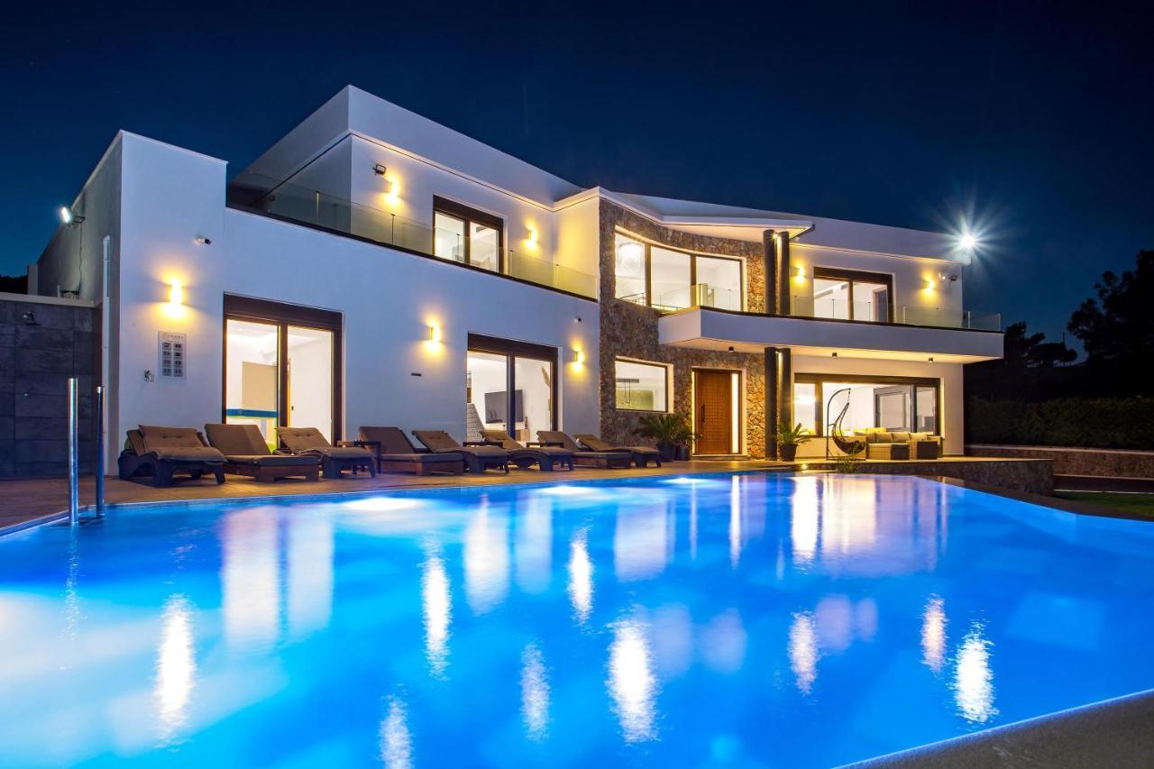Villa Indira Kalithies Exteriér fotografie